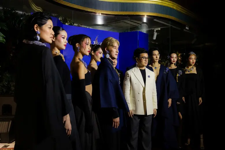 On Tuesday, October 7, 2025, acclaimed Th...