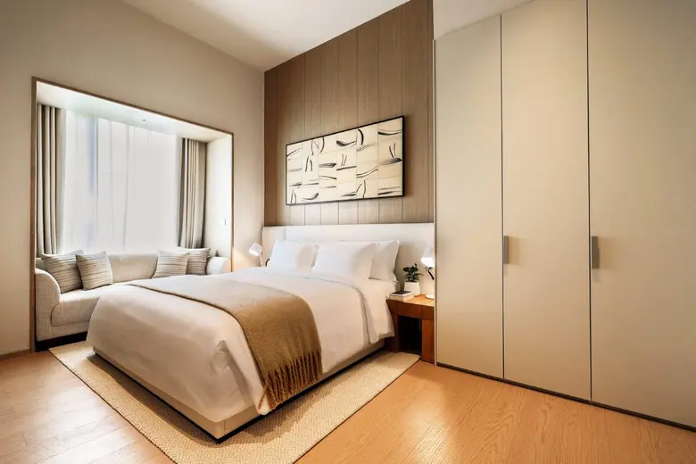 "Dusit Estate", Oversighting "Dusit Ajara...