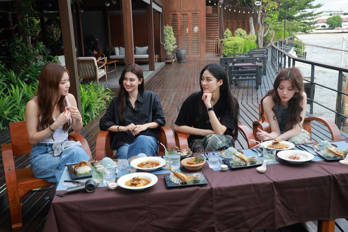 แท็กทีมมาเอนจอยกันต่อกับ 4 สาว "ลีน่า ลลิ...