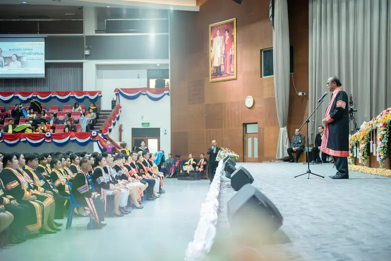 ราชภัฏรำไพพรรณี เตรียมความพร้อมพิธีรับพระ...