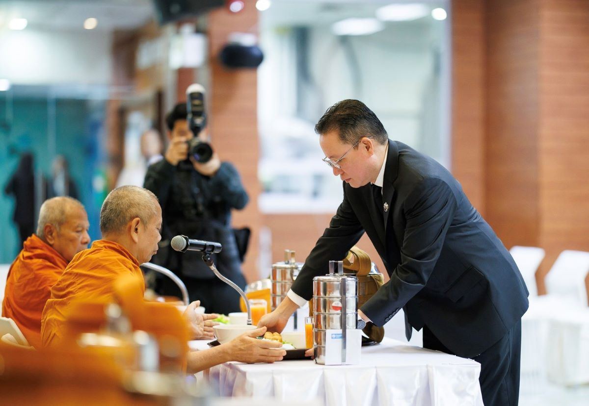 ธนาคารกรุงไทย จัดพิธีบำเพ็ญกุศลสัตตมวาร 7 วัน แห่งก...