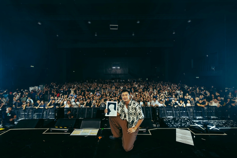 เรียกได้ว่าเป็นค่ำคืนวันเสาร์ที่เต็มไปด้ว...