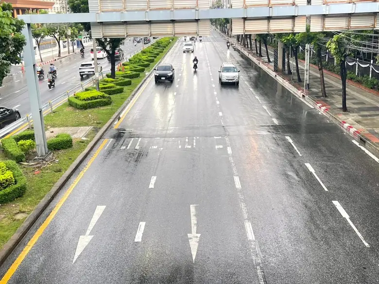 นายประสาท โพธิ์ศรีมาตย์ ผู้อำนวยการเขตจตุ...