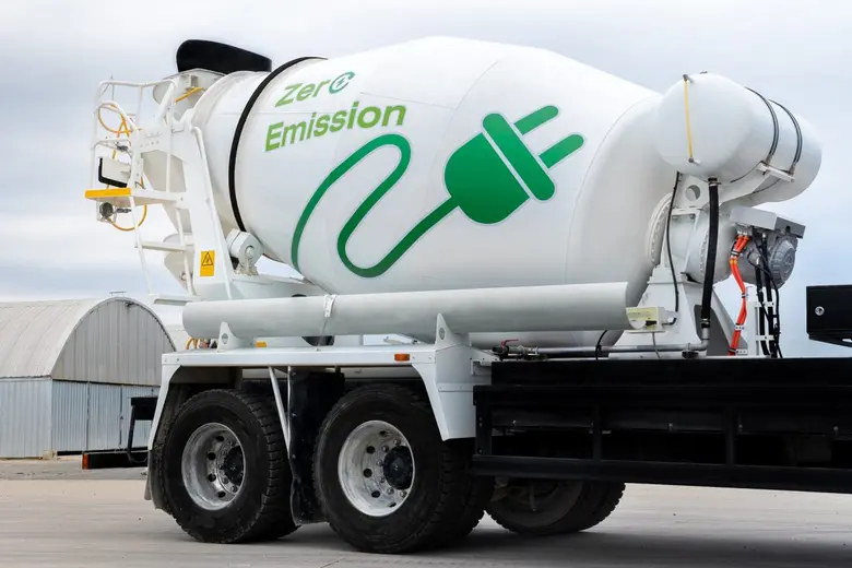 BYD T25 e-Mixer รถโม่ผสมคอนกรีตพลังงานไฟฟ...