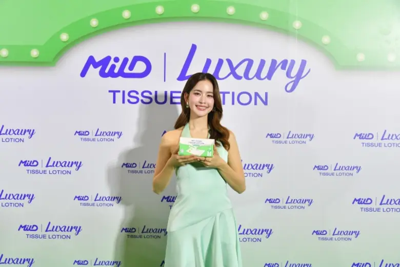 ถ่ายทอดคอนเซ็ปต์ Love at First Touch รักต...