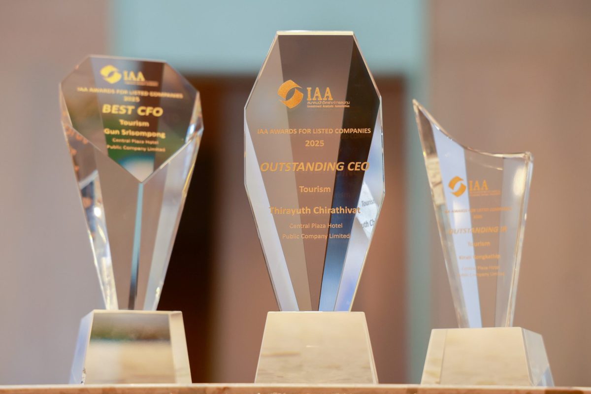 เซ็นทาราคว้า 3 สุดยอดรางวัล "Outstanding CEO - Best CFO - Outstanding IR" จากเวที IAA Awards ตอกย้ำความเป็นเครือโรงแรมชั้นนำในไทย
