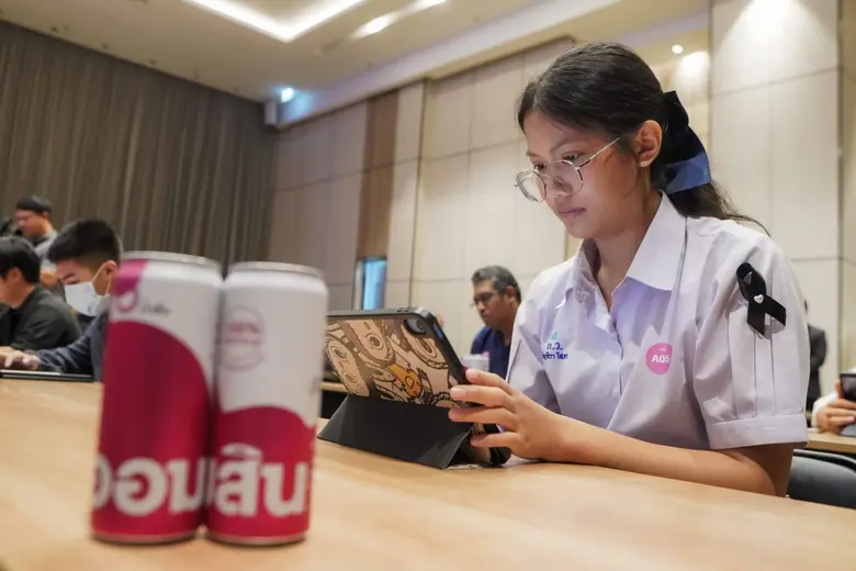 ครั้งแรก… เด็กไทยโชว์สกิล AI ออกแบบกระปุกออมสินแห่งโลกยุคดิจิทัล