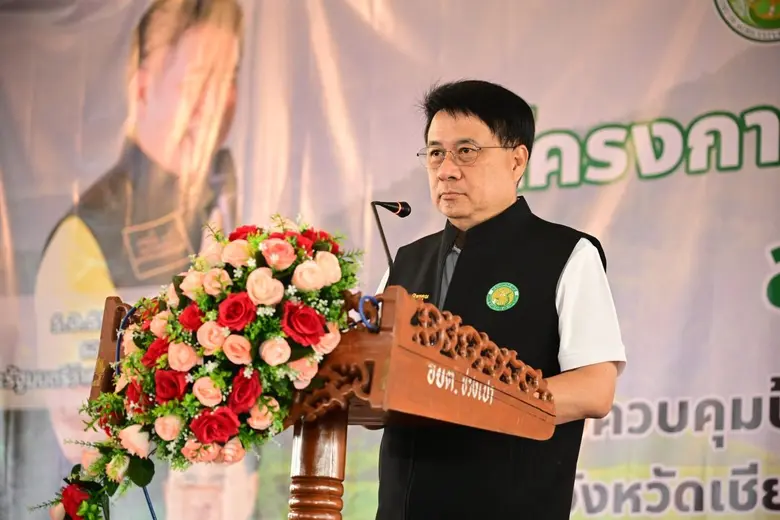 นายนเรศ ธำรงค์ทิพยคุณ รัฐมนตรีช่วยว่าการกระทรวงเกษต...