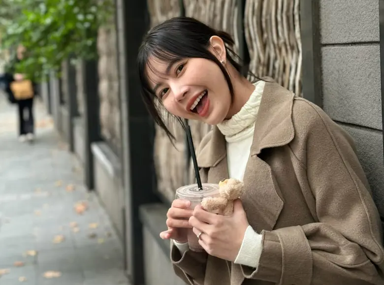 ข้อความแรกในการเริ่มต้นพูดคุยกับคนที่เพิ่งรู้จักนั้...