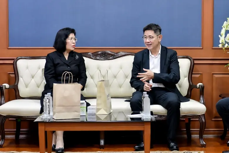 นางอรมน ทรัพย์ทวีธรรม อธิบดีกรมทรัพย์สินท...