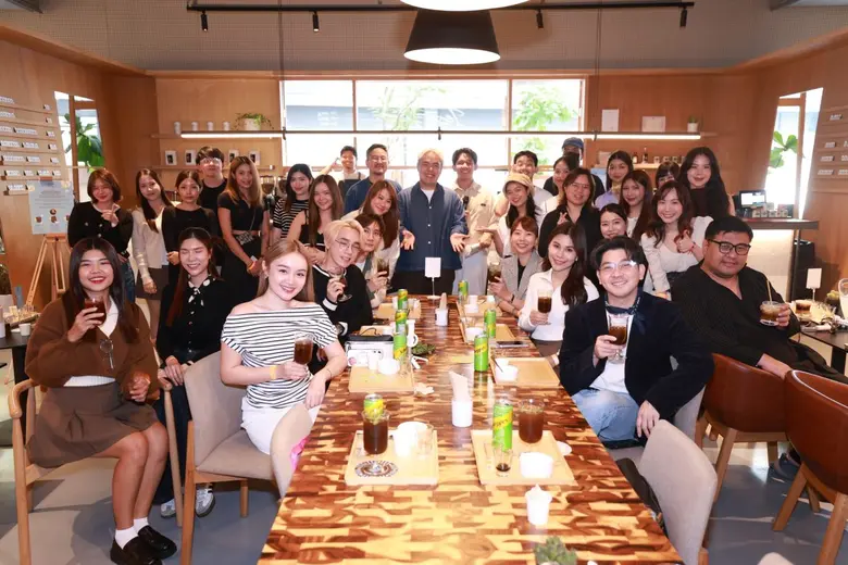 บริษัท คลาวด์แอนด์กราวนด์ จำกัด (The Clou...