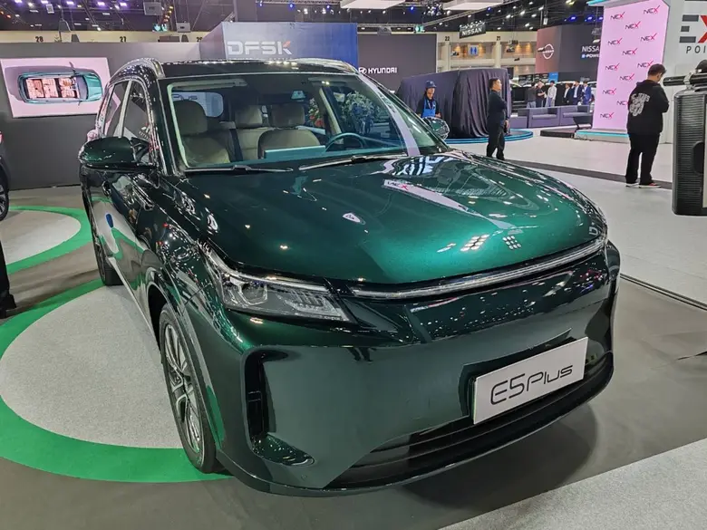เอดิสัน อีวี เปิดตัว "DFSK E5 Plus" ในงาน Motor Expo 2025