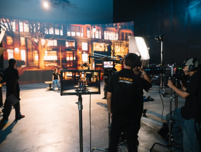 3 หลักสูตรใหม่ของม.กรุงเทพ "หลักสูตรนานาช...