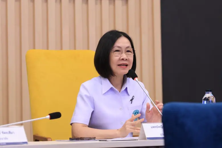 แพทย์หญิงอัมพร เบญจพลพิทักษ์ อธิบดีกรมอนามัย เปิดเผ...