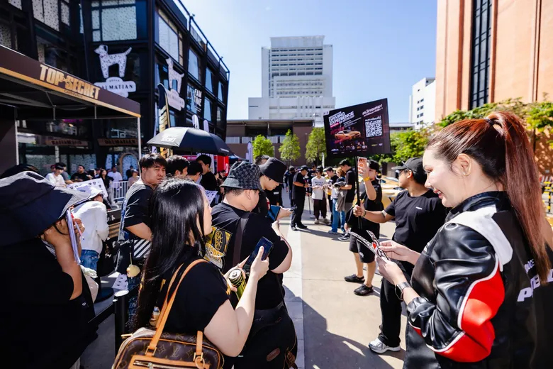 Bridgestone x Top Secret x Carnival สร้างปรากฏการณ์แห่งแฟชั่น เปิดตัวคอลเลคชั่นสุดลิมิเต็ดพร้อมกิจกรรมสุดเอ็กซ์คลูซีฟ เอาใจแฟนมอเตอร์สปอร์ตใจกลางสยามสแควร์