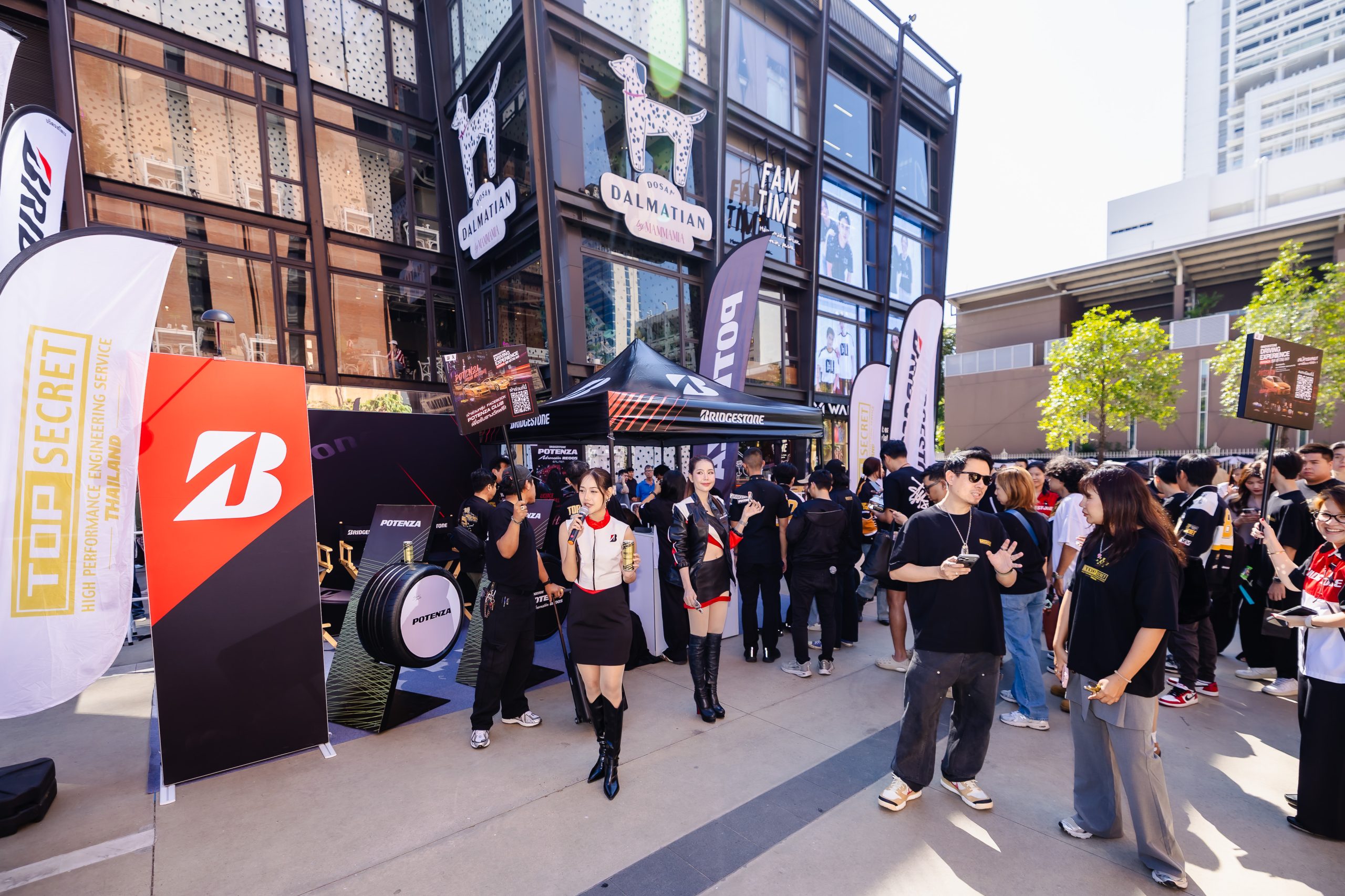 Bridgestone x Top Secret x Carnival สร้างปรากฏการณ์แห่งแฟชั่น เปิดตัวคอลเลคชั่นสุดลิมิเต็ดพร้อมกิจกรรมสุดเอ็กซ์คลูซีฟ เอาใจแฟนมอเตอร์สปอร์ตใจกลางสยามสแควร์