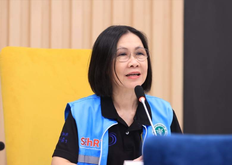 แพทย์หญิงอัมพร เบญจพลพิทักษ์ อธิบดีกรมอนา...