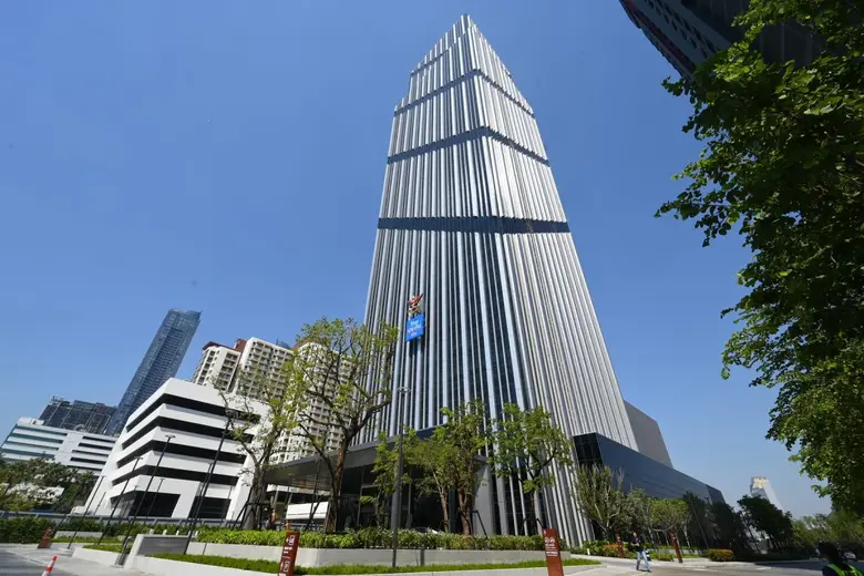 พื้นที่พระราม 9 ถูกจับตามองอย่างต่อเนื่อง...