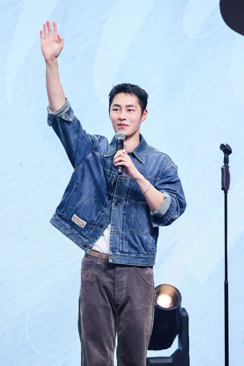 Grandprix Xpectrum จัดโมเมนต์อบอุ่นละลายใจ ส่งอีแจอุคปล่อยเสน่ห์ไม่พัก ในงาน "2025 LEE JAE WOOK FANMEETING TOUR IN BANGKOK"