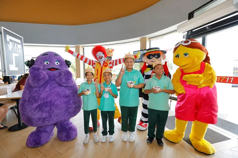 แมคโดนัลด์ ประเทศไทย ยืนหยัดพันธกิจเคียงข้างสังคมไทย ชูโครงการ 'McHappy Smile' มอบรอยยิ้ม มื้อแห่งความสุข สู่ 4 ภาคทั่วไทย
