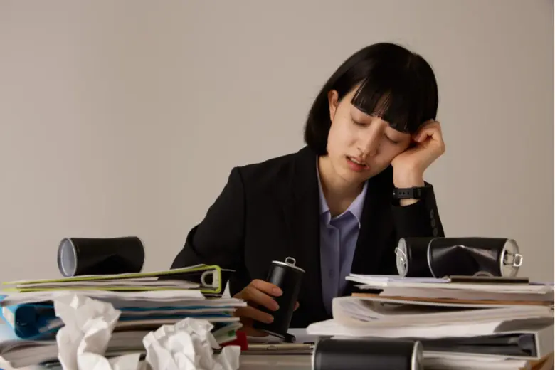 พร้อมส่องการจัดการความเครียดฉบับ "เขื่อน-...