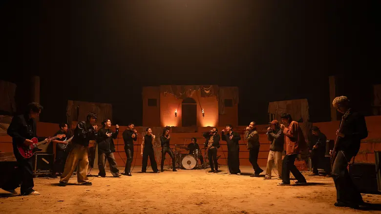 ก่อนจะไปมันกันสุดเหวี่ยงพร้อมๆกับศิลปินคุ...