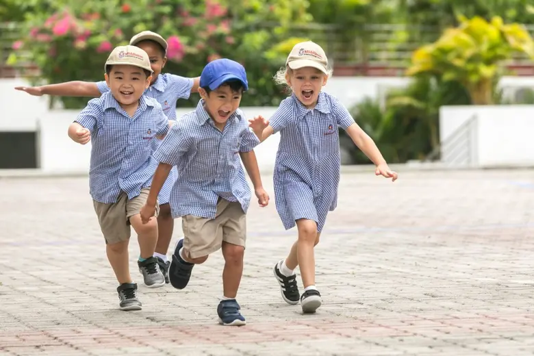 มอบประสบการณ์การเรียนรู้ระดับสากลและสอดคล...