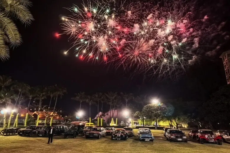 สมาคมรถโบราณฯ โรงแรมดุสิตธานี หัวหิน และพ...