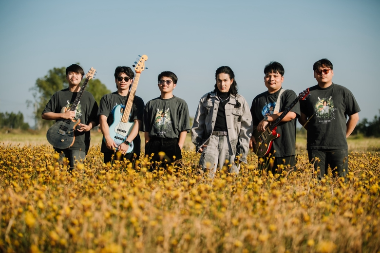 ลำเพลิน วงศกร ศิลปินหมอลำโอปป้าขวัญใจมหาช...