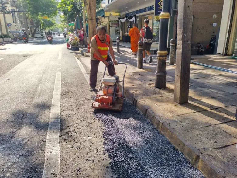 นางพรพัน วัฒนสินธุ์ ผู้อำนวยการเขตบางรัก กทม. กล่าว...