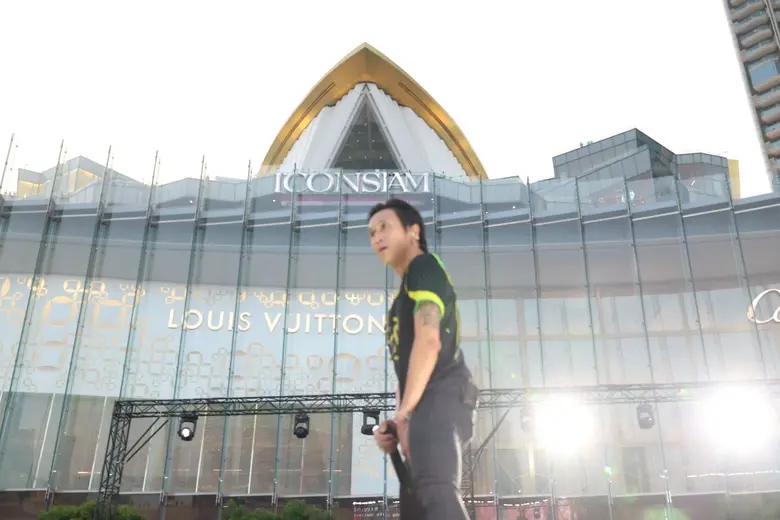 ค่ำคืนเคานต์ดาวน์สุดยิ่งใหญ่ที่ ICONSIAM ...