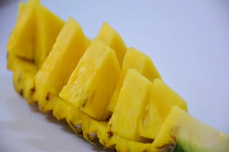 "สับปะรดสวี" ขึ้นแท่น GI ชุมพร ลำดับที่ 7 การันตีรสชาติหวานกรอบ เป็นของฝากยอดฮิตขาล่องใต้ สร้างรายได้กว่า 27 ล้านบาทต่อปี