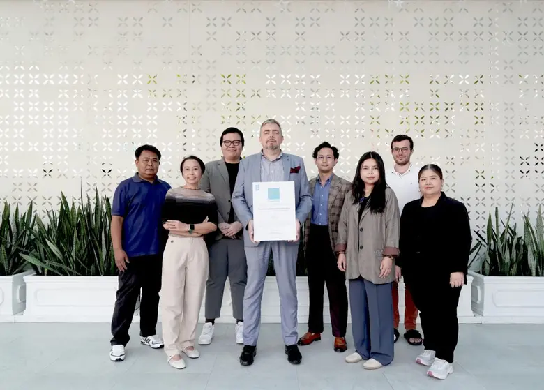 โรงแรมโนโวเทล ลิฟวิ่ง กรุงเทพฯ สุขุมวิท ล...