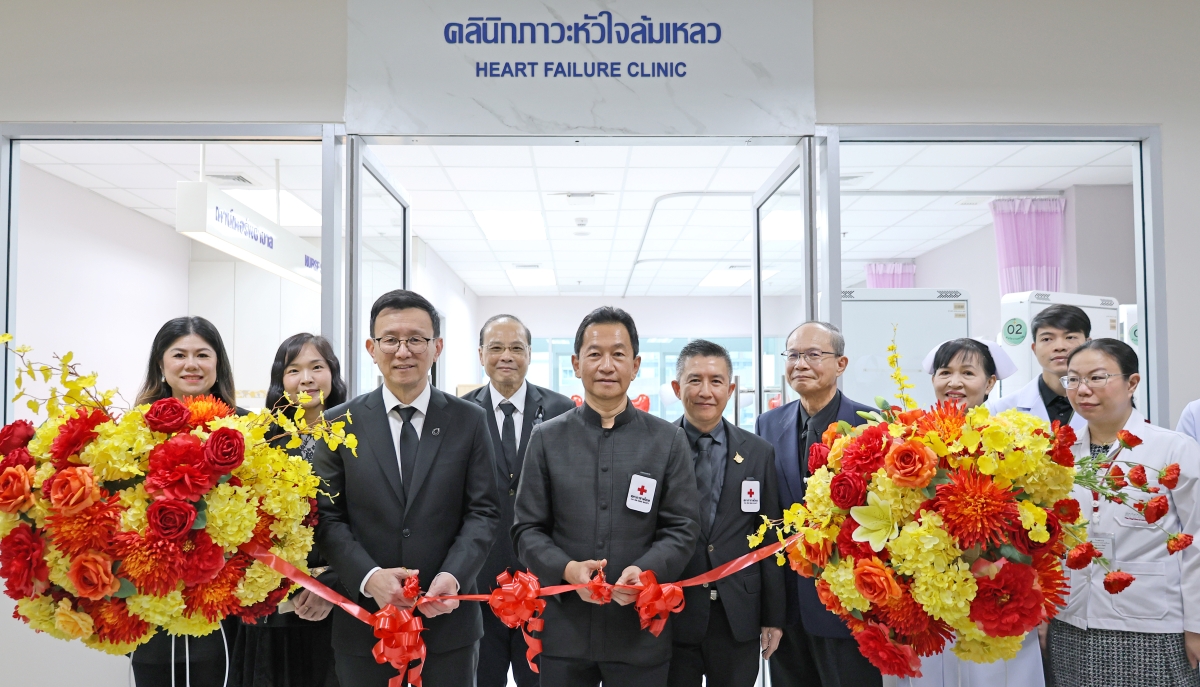 นายอนุวัตร รุ่งเรืองรัตนากุล ประธานเจ้าหน้าที่บริหา...
