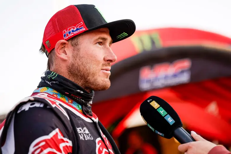 "ริกกี้ บราเบค" ยอดนักบิดฮอนด้า สังกัด Mo...