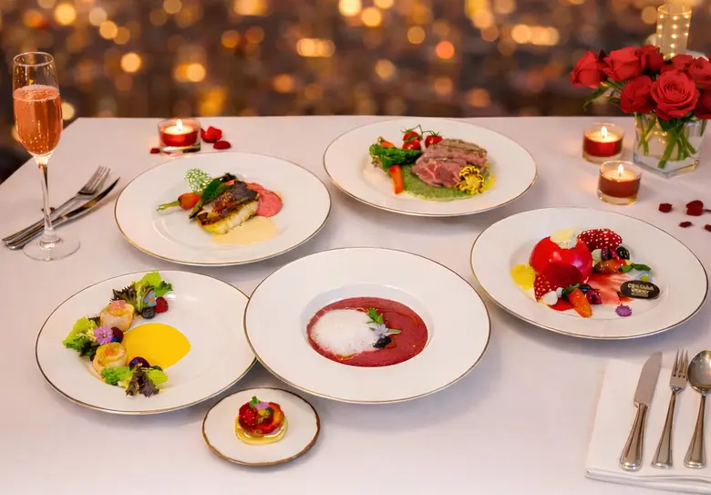 ห้องอาหารบลู สกาย ชั้น 24 โรงแรมเซ็นทารา ...