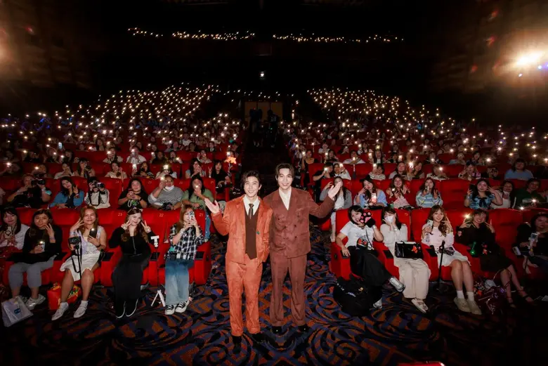 เติมแมวสุดอบอุ่น "เฟิร์ส-ข้าวตัง" อัปเลเวลความเหมียว แฟนๆ อารมณ์ดีดูไปยิ้มไป..ประเดิมตอนแรกซีรีส์ "เปย์รักด้วยแมวเลี้ยง" ฟินเวอร์! ในงาน "เปย์รักด้วยแมวเลี้ยง THE FIRST MeOwMENT"