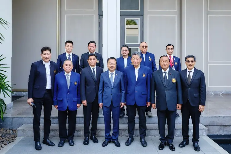 ท่ามกลางโลกการค้าที่กำลังเผชิญแรงสั่นสะเท...