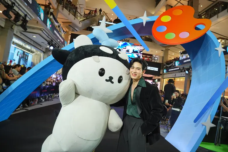 เรียกเสียงกรี๊ดและรอยยิ้มจากแฟน ๆ ได้แบบถ...