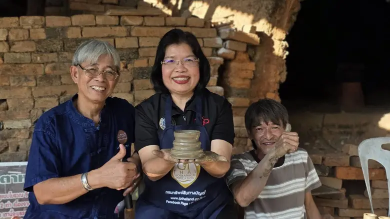 อธิบดีกรมทรัพย์สินทางปัญญา นำคณะลงพื้นที่...