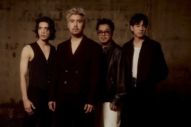 หลังปล่อยเพลง "ฝากให้เขารัก" จนฮิตติดชาร์...