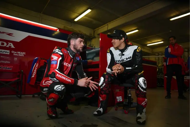 ฮอนด้า เอชอาร์ซี (Honda HRC) ยอดทีมแข่งใน...