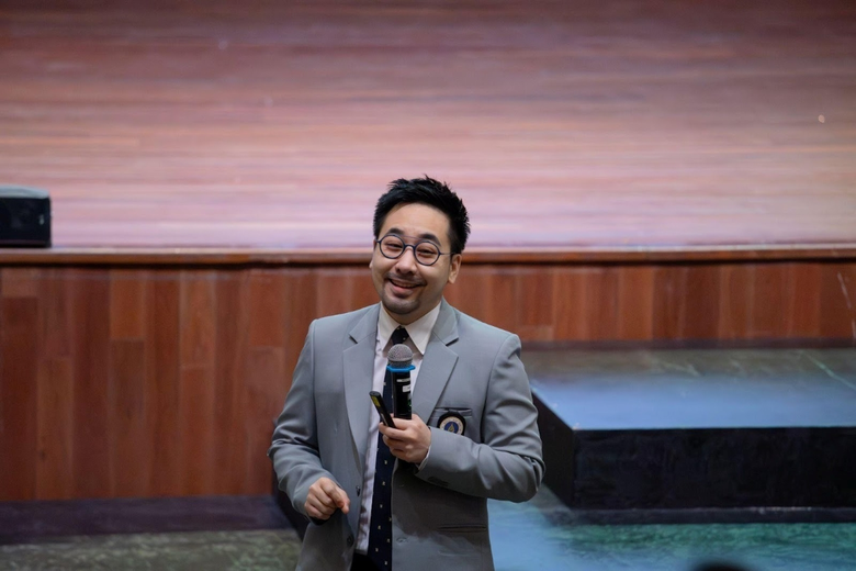 In a remarkable display of community enga...