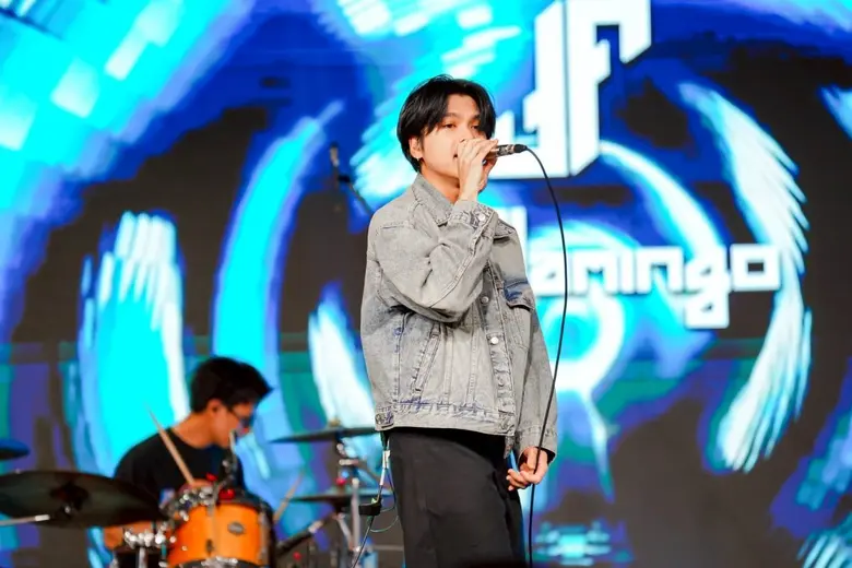 เอ็ม บี เค เซ็นเตอร์ ระเบิดความมันส์ใจกลางเมืองกับฟรีคอนเสิร์ต BTS SKY VIBES 2