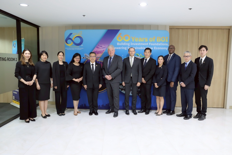 ASML ผู้นำเครื่องจักรสำหรับเซมิคอนดักเตอร...