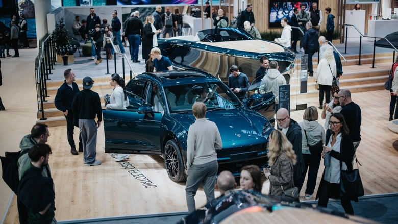 ปอร์เช่ และฟราวเชอร์ (Frauscher) ปรากฏตัว...