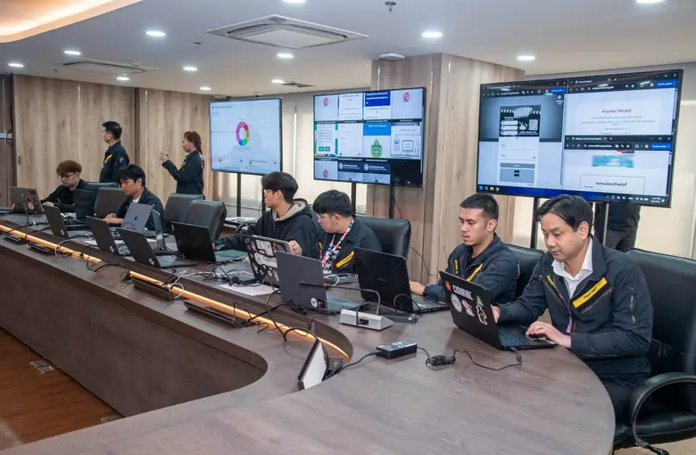 พันเอกสรรพชัยย์ หุวะนันทน์ กรรมการผู้จัดก...