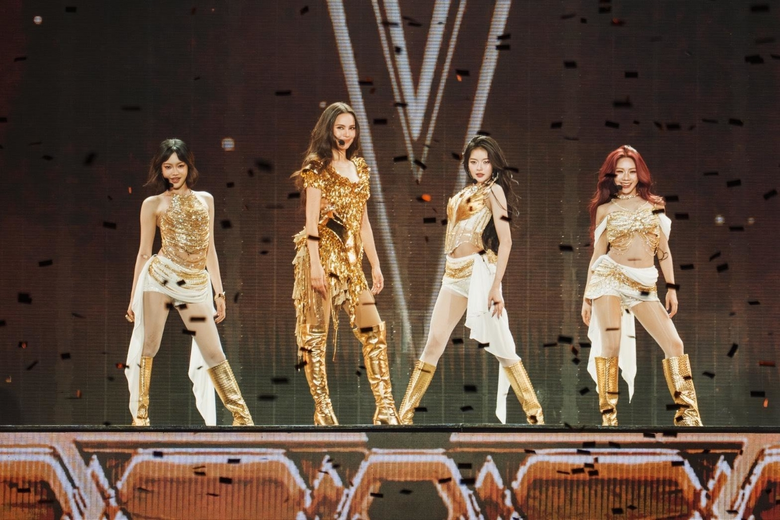 เรียกเสียงฮือฮาสะบัดวงการบิวตี้แบบเบอร์แร...