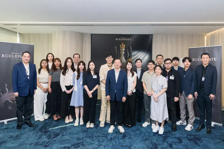 นายศรชัย สุเนต์ตา, (กลาง) รองผู้จัดการใหญ่ ผู้บริหา...