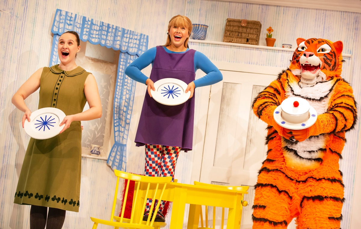 เตรียมพบกับความมหัศจรรย์ของละครเวทีสำหรับเด็ก The Tiger Who Came to Tea ที่จะกลับมาสร้างรอยยิ้มในกรุงเทพฯ อีกครั้ง